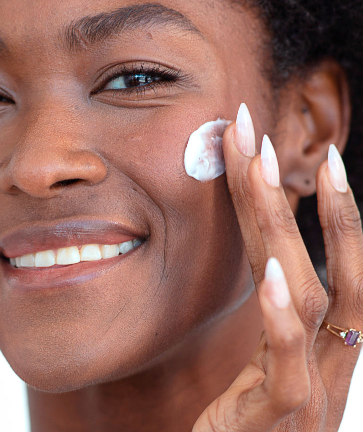 Dewy Moisture Replenishing Cream
